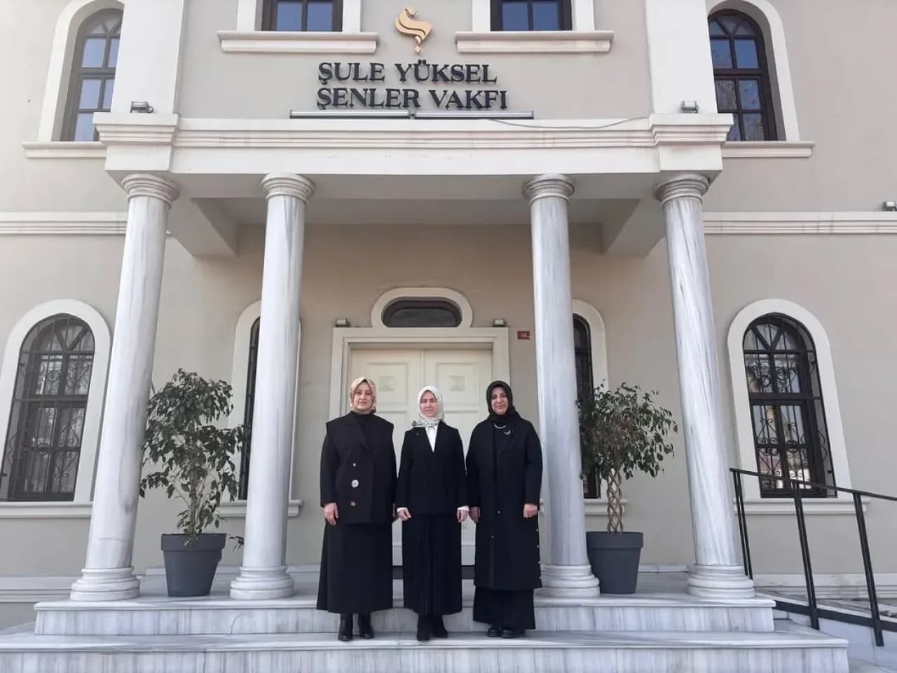 Eyüpsultan İlçe Milli Eğitim Müdürü Zeliha Yıldız, Şule Yüksel Şenler Vakfı'nı Ziyaret Etti Eyüpsultan İlçe Milli Eğitim Müdürü Zeliha Yıldız, Şule Yüksel Şenler Vakfı'nı Ziyaret Etti