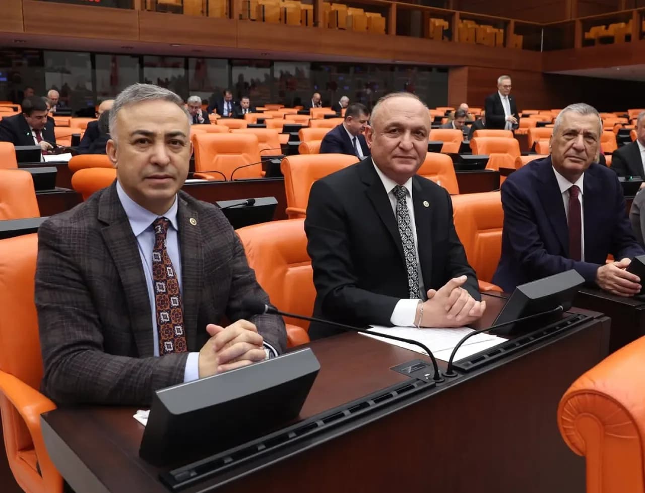 CHP'li Melih Meriç'ten Emeklilikte Kademe Düzenlemesi Çağrısı: "8 Eylül 1999 Mağduriyeti Çözülmeli" CHP'li Melih Meriç'ten Emeklilikte Kademe Düzenlemesi Çağrısı: "8 Eylül 1999 Mağduriyeti Çözülmeli"