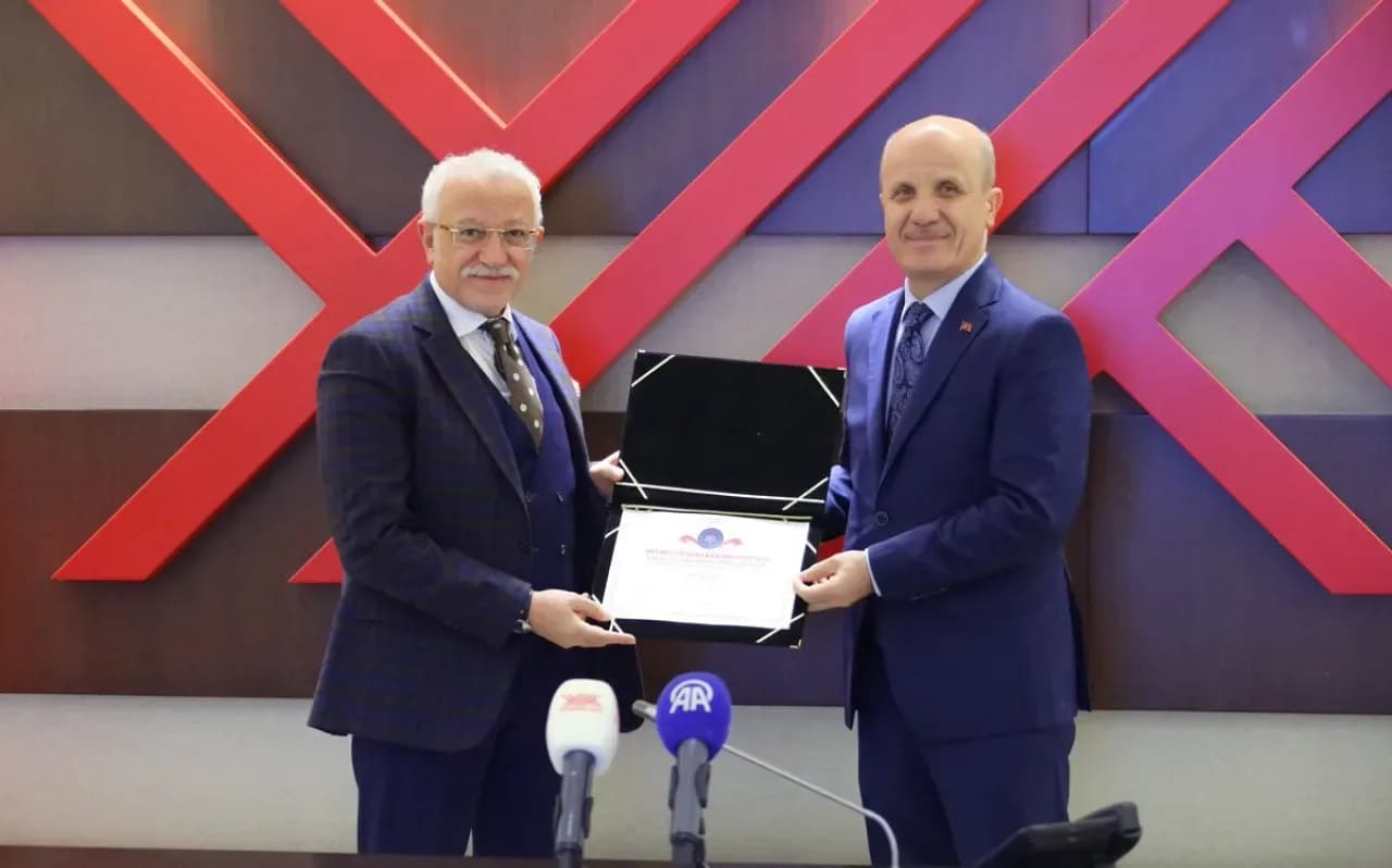Necmettin Erbakan Üniversitesi, Engelsiz Üniversite Ödüllerinde Zirveye Oynuyor Necmettin Erbakan Üniversitesi, Engelsiz Üniversite Ödüllerinde Zirveye Oynuyor