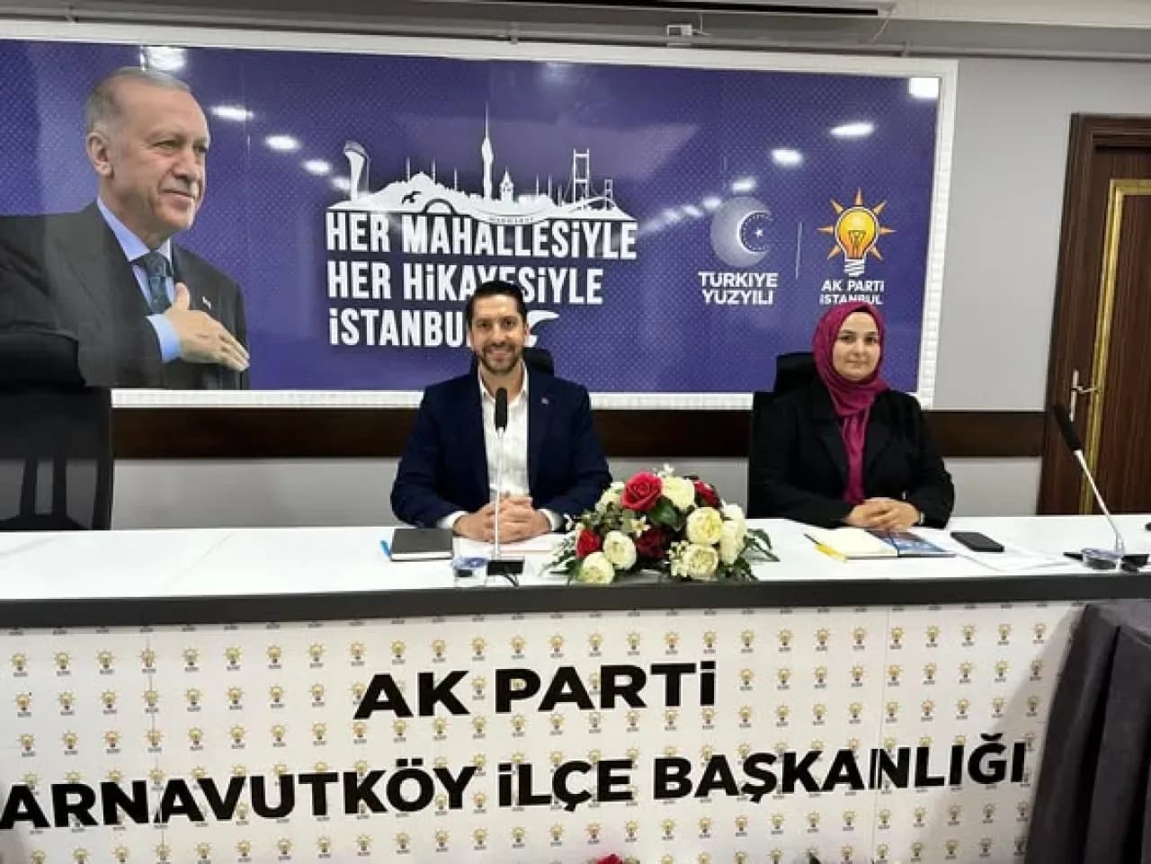 AK Parti Arnavutköy'de Sosyal Politikalar Masaya Yatırıldı AK Parti Arnavutköy'de Sosyal Politikalar Masaya Yatırıldı