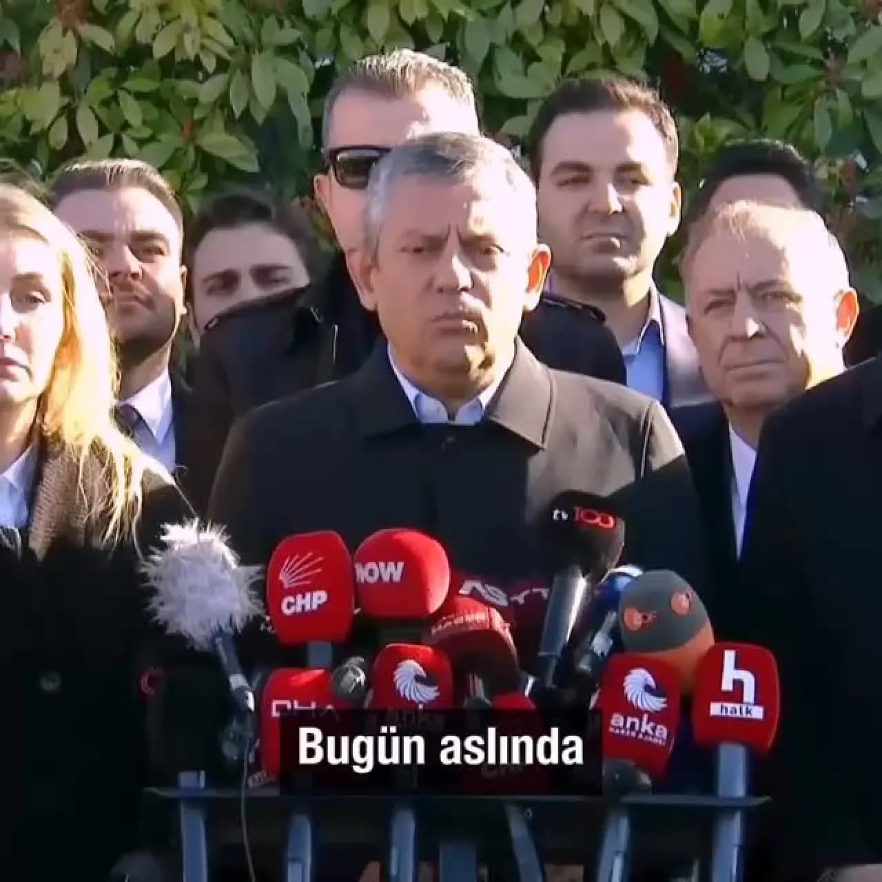 CHP'li Kanko'dan 'Sanık Ekrem' Yorumu: "Paniğe Kapılan Hakim ve Majestelerinin Yargısı" CHP'li Kanko'dan 'Sanık Ekrem' Yorumu: "Paniğe Kapılan Hakim ve Majestelerinin Yargısı"