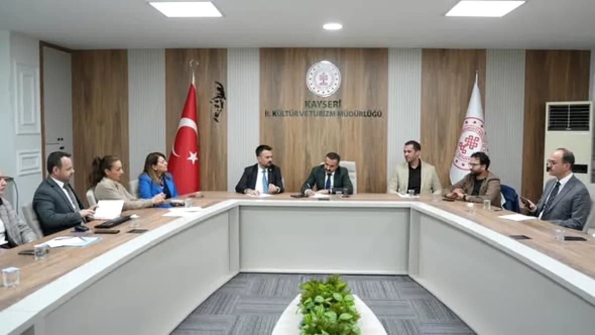 Kayseri'de 50. Turizm Haftası Hazırlıkları Başladı: Sektör Temsilcileri Bir Araya Geldi