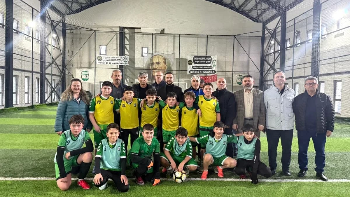 Ak Parti Küçükçekmece, Spor Kulüplerini Ziyaret Etti Ak Parti Küçükçekmece, Spor Kulüplerini Ziyaret Etti