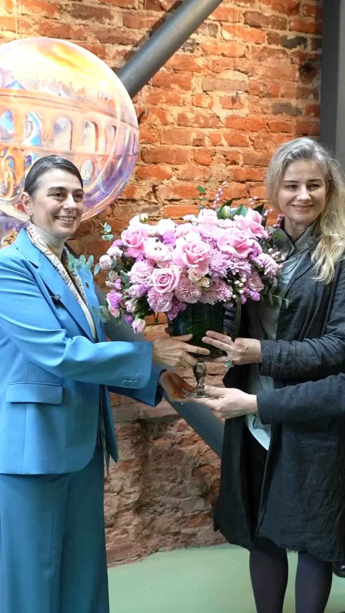 İstanbul'un Su Hafızası Sanatla Buluştu: Kuzguncuk'ta Aquamorfizm Sergisi İstanbul'un Su Hafızası Sanatla Buluştu: Kuzguncuk'ta Aquamorfizm Sergisi