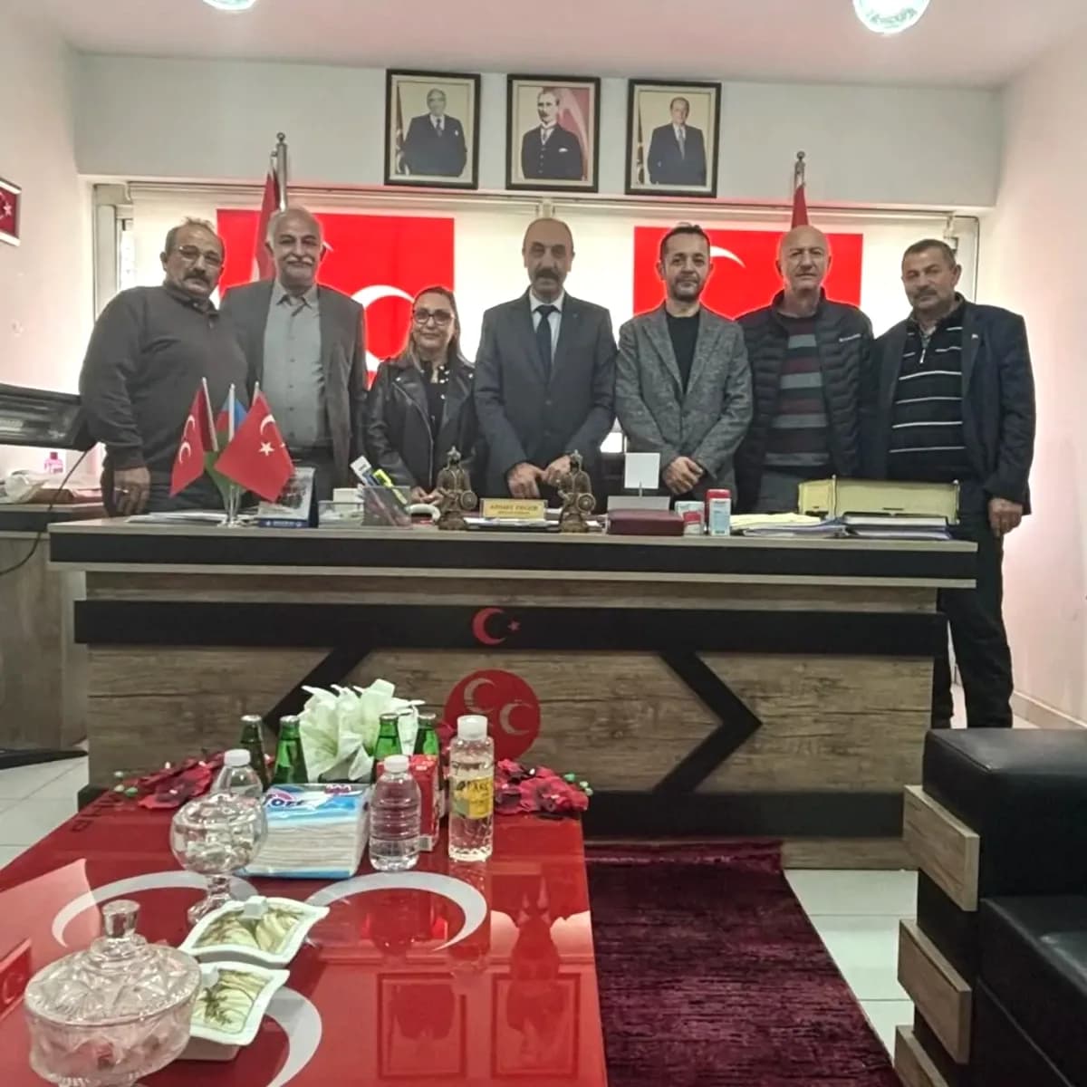 Elmadağ'da Dernek Başkanı MHP İlçe Başkanlığı'nı Ziyaret Etti