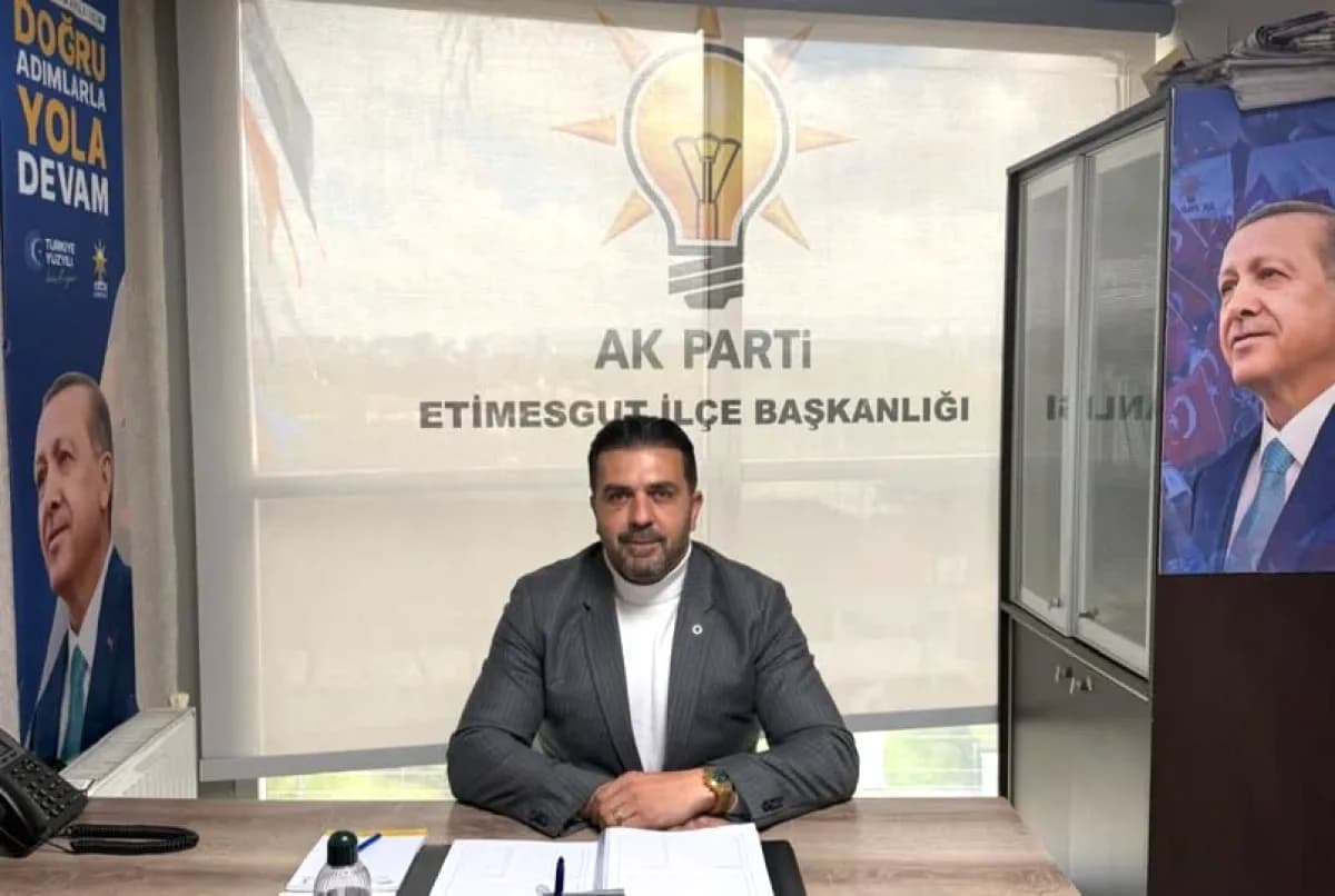 AK Parti Etimesgut'ta Bugün Nöbetçi Üye Halkı Dinliyor AK Parti Etimesgut'ta Bugün Nöbetçi Üye Halkı Dinliyor