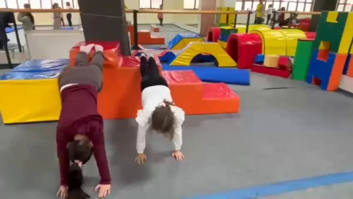 Konya'da Minikler Cimnastikle Tanışıyor: GSB Spor Okulları'nda Antrenmanlar Sürüyor Konya'da Minikler Cimnastikle Tanışıyor: GSB Spor Okulları'nda Antrenmanlar Sürüyor
