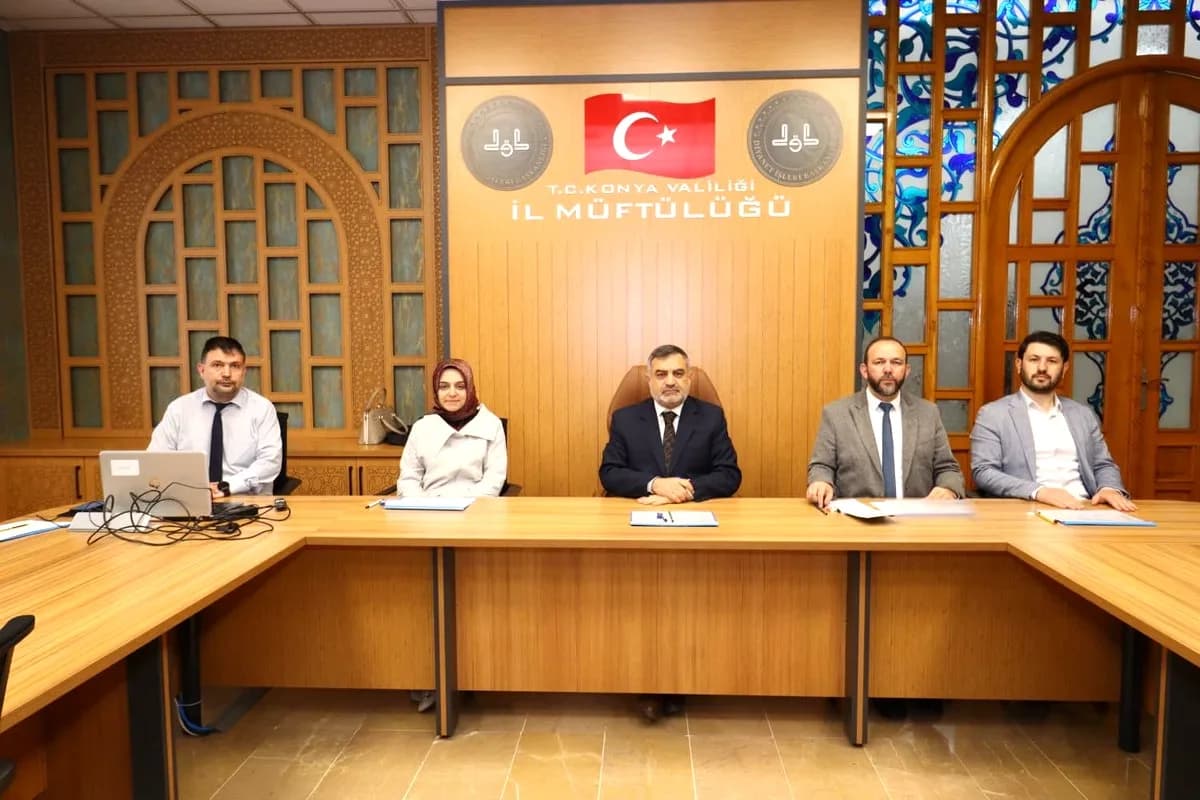 Konya'da "Şehrimin Baharı" Fotoğraf Yarışması Düzenlendi Konya'da "Şehrimin Baharı" Fotoğraf Yarışması Düzenlendi