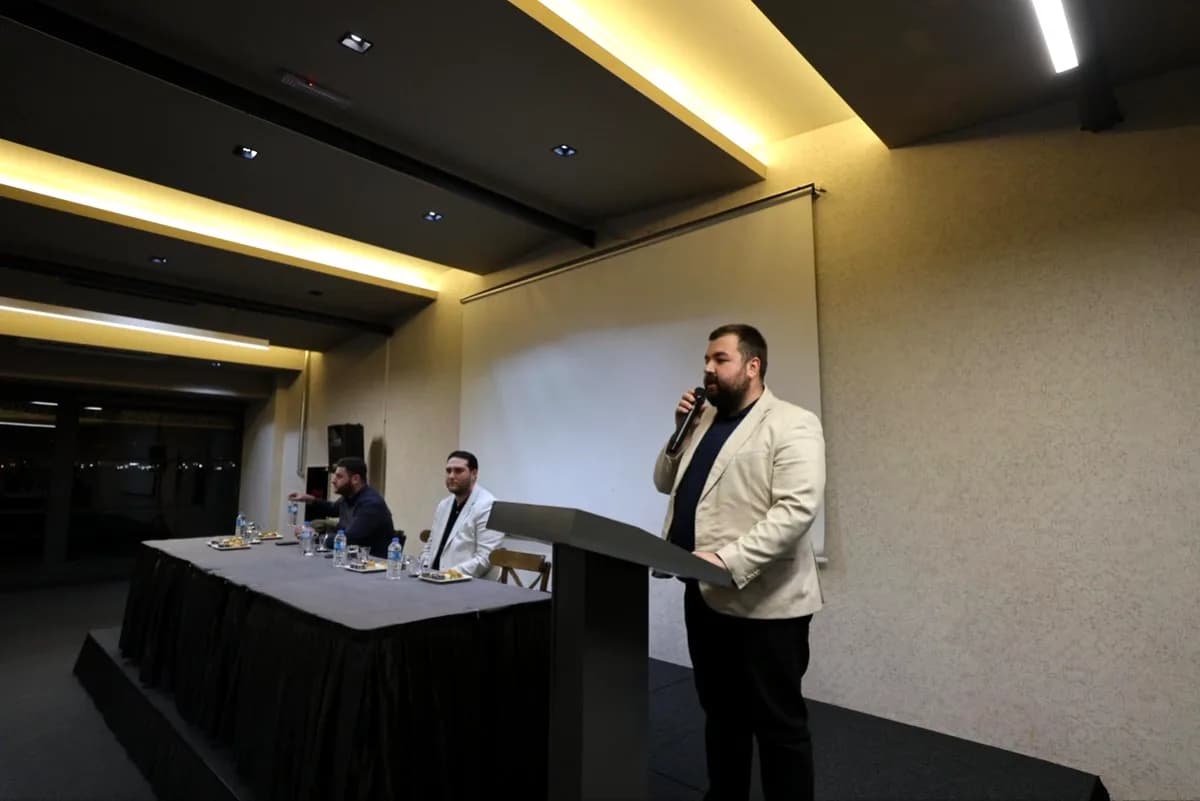 AK Parti Gençlik Kolları Kocaeli'de Yeni Seçmen Şöleni Hazırlıklarını Sürdürüyor