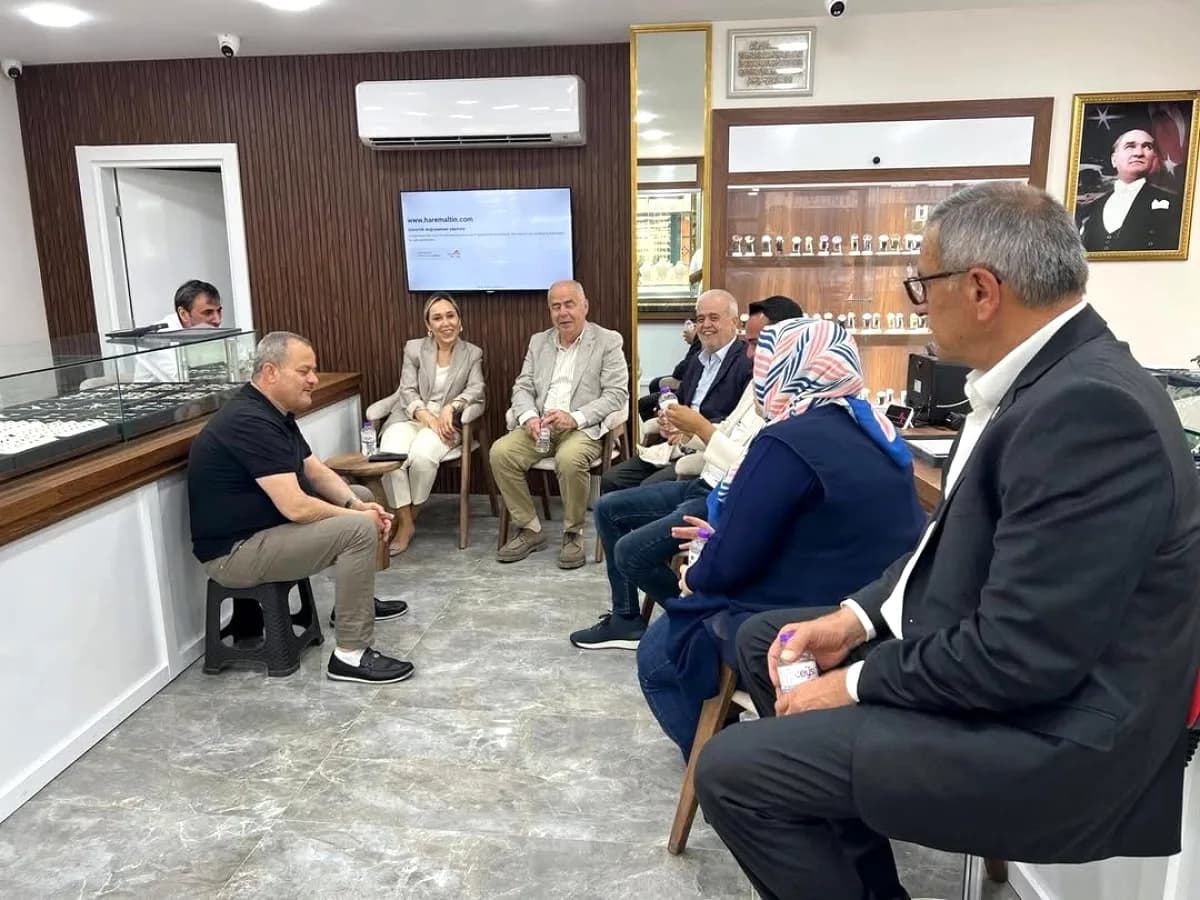 AK Parti Antalya Milletvekili Dr. Tuba Vural Çokal'dan İş Yeri Ziyareti