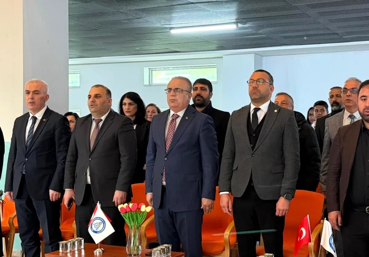 Bahçelievler'de Genç Mucitler TÜBİTAK Bilim Fuarında Hünerlerini Sergiledi Bahçelievler'de Genç Mucitler TÜBİTAK Bilim Fuarında Hünerlerini Sergiledi