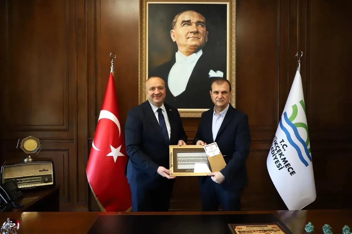 Çınarcık İşi Büyükçekmece'de Tanıtıldı: Hababam Sınıfı Oyuncusu Protokol Ziyaretinde