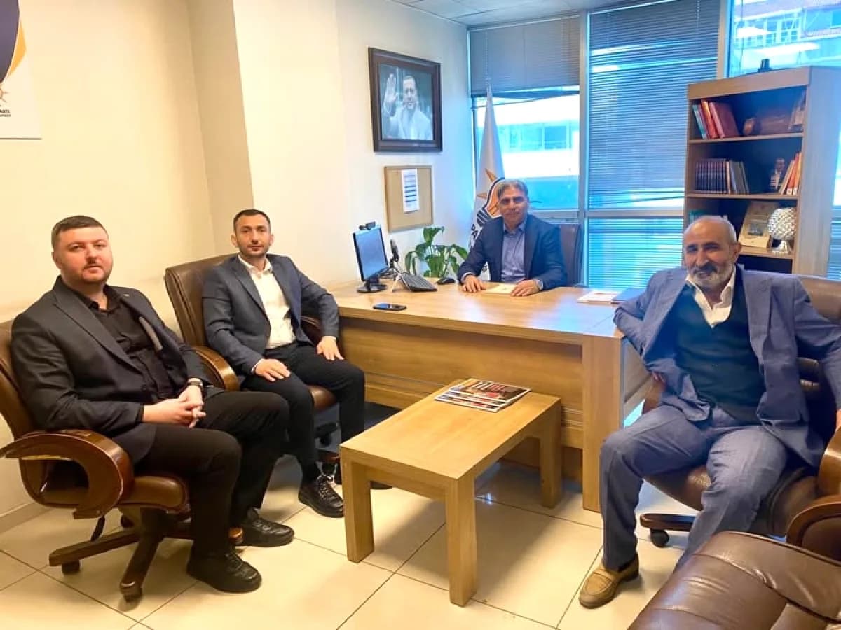 AK Parti Arnavutköy'den Vatandaşlara Açık Kapı Daveti