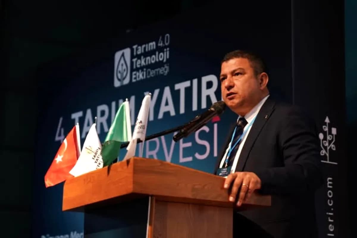 Tire Belediye Başkanı Tarım Zirvesi'nde Genç Çiftçileri Vurguladı Tire Belediye Başkanı Tarım Zirvesi'nde Genç Çiftçileri Vurguladı