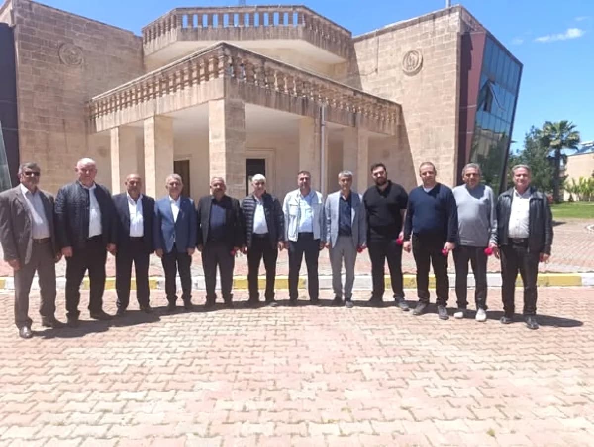 Gaziantep Ticaret Borsası Güneydoğu'da Kırmızı Mercimek Hasat Beklentilerini Yerinde İnceledi Gaziantep Ticaret Borsası Güneydoğu'da Kırmızı Mercimek Hasat Beklentilerini Yerinde İnceledi