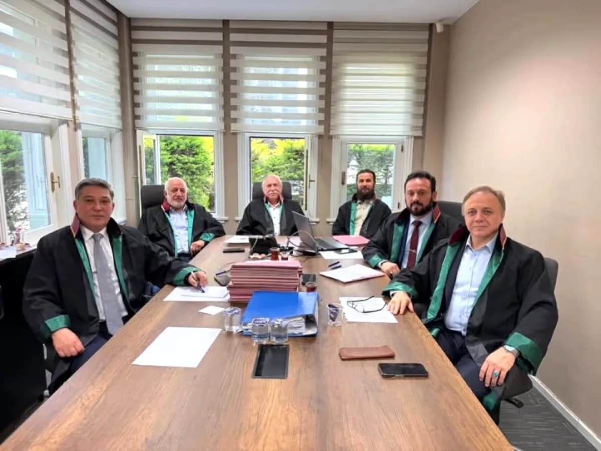 İstanbul 2 No'lu Barosu Disiplin Kurulu Duruşmalı Toplantı Gerçekleştirdi İstanbul 2 No'lu Barosu Disiplin Kurulu Duruşmalı Toplantı Gerçekleştirdi