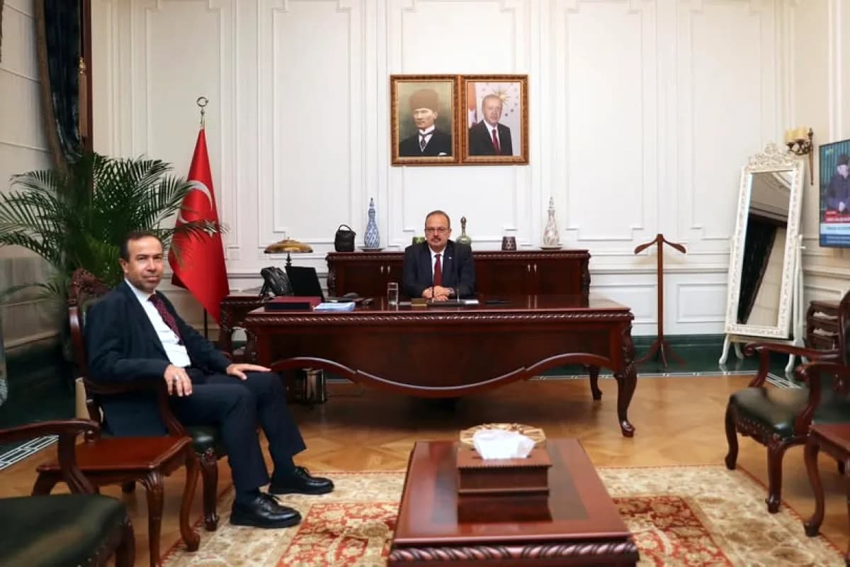 AK Parti'li Mustafa Özkan Ankara Valisi Canbolat'ı Ziyaret Etti AK Parti'li Mustafa Özkan Ankara Valisi Canbolat'ı Ziyaret Etti