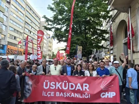 CHP'den Şişli'de Demokrasi Yürüyüşü: "Seçilmişler Görevlerine Dönsün"