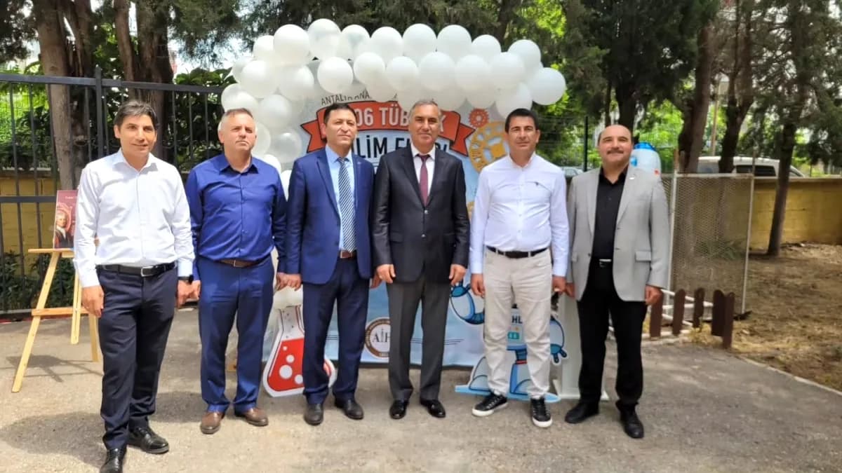 Muratpaşa'dan Bilime Destek: Antalya İHL TÜBİTAK Fuarı Muratpaşa'dan Bilime Destek: Antalya İHL TÜBİTAK Fuarı