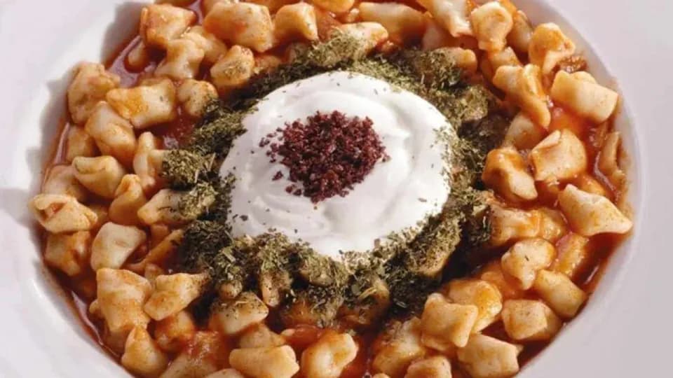 Bir Kaşığa 40 Mantı Sığdırma Sırrı: Kayseri'nin Asırlık Hüner Geleneği görseli