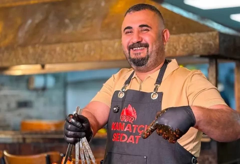Aksaray'da Üzücü Haber: Sevilen Esnaf Kanatçı Sedat Yoğun Bakıma Kaldırıldı görseli