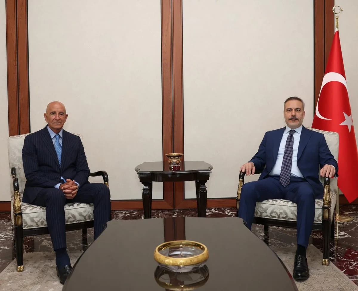 Bakan Hakan Fidan ve ABD Büyükelçisi Tom Barrack Ankara'da Bir Araya Geldi