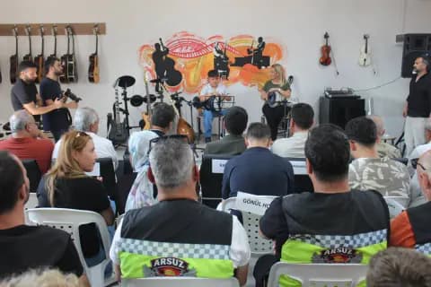 Arsuz'da Çocuklar İçin Sanat Köprüsü: He-Ce Müzik Evi Açıldı