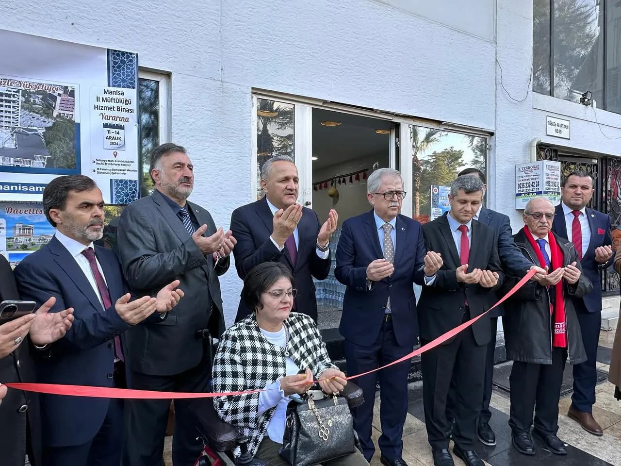 İyiliğe Gönüllü Ol Hayır Çarşısı Açıldı İyiliğe Gönüllü Ol Hayır Çarşısı Açıldı