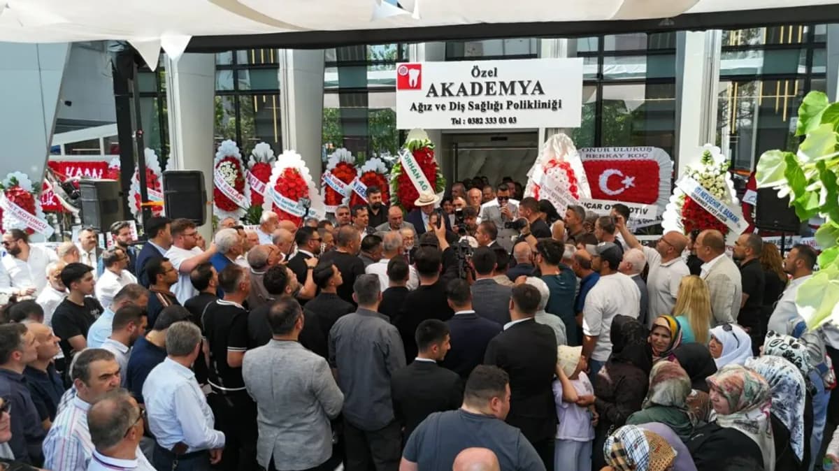Aksaray'da Sağlık Yatırımı: Akademya Ağız ve Diş Sağlığı Polikliniği Açıldı Aksaray'da Sağlık Yatırımı: Akademya Ağız ve Diş Sağlığı Polikliniği Açıldı