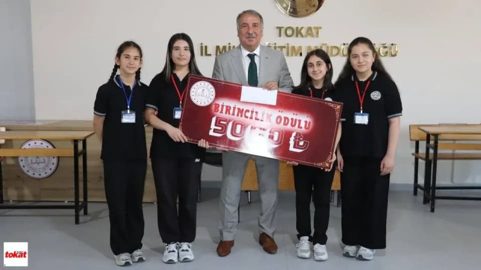 Tokat'ta Münazara Şampiyonu Belli Oldu: Niksar'dan Büyük Başarı görseli
