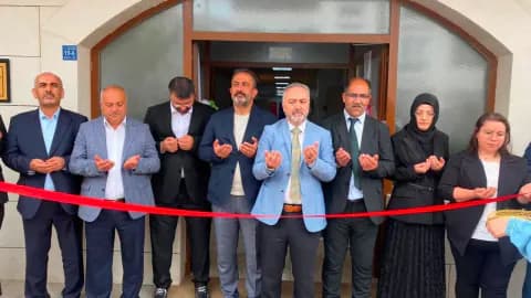 Çorum'da Geleneksel Sanatlar Gençlerle Buluştu: Görkemli Sergi Açılışı