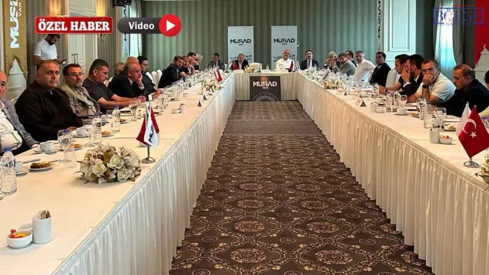 Van'ın Kaderi İçin Kritik Buluşma: 'Son 20 Yılda Sağlıklı Yönetilemedi' görseli