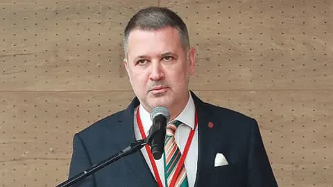 Karşıyaka'da Transfer Yasağı Krizi: Eski Başkan Ergüllü'den Sert Tepki