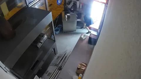 Edirne Saraçlar Caddesi'nde Şaşırtan Hırsızlık: Saniyeler İçinde Gerçekleşti