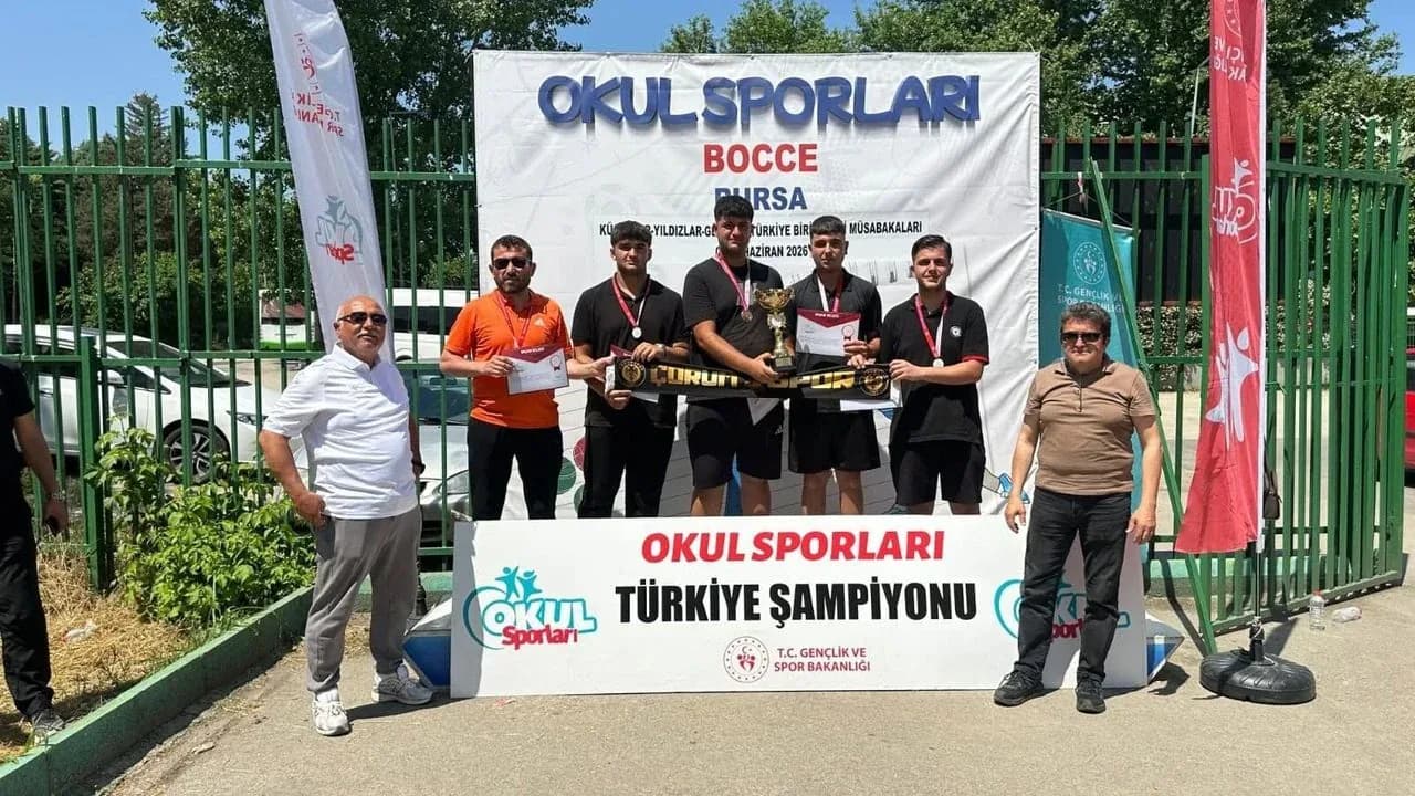 Çorum Cumhuriyet Anadolu Lisesi Bocce'de Türkiye Şampiyonu Oldu Çorum Cumhuriyet Anadolu Lisesi Bocce'de Türkiye Şampiyonu Oldu