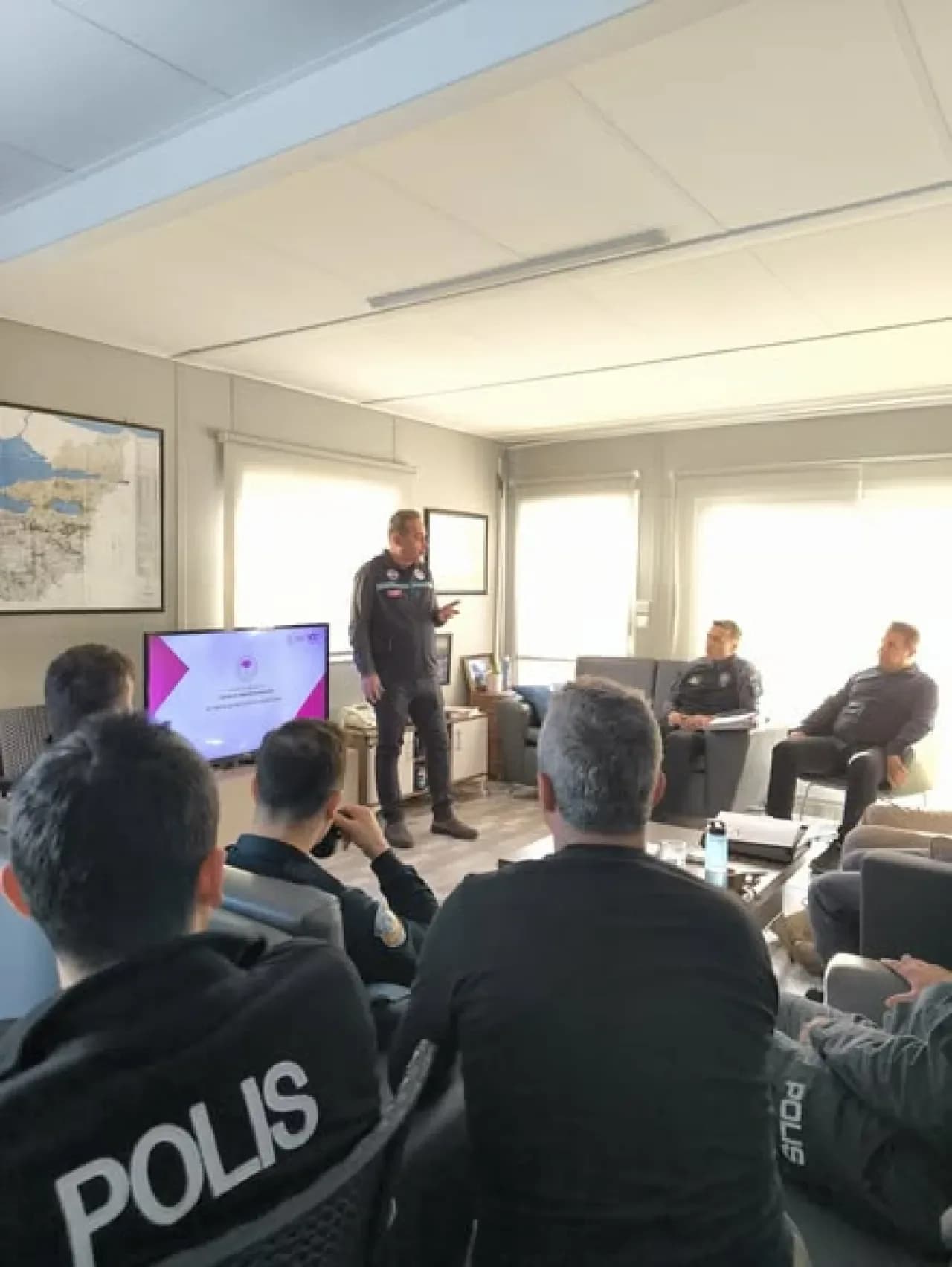 Bursa'da Su Ürünleri Kanunu Kapsamında Deniz Polisine Eğitim Bursa'da Su Ürünleri Kanunu Kapsamında Deniz Polisine Eğitim