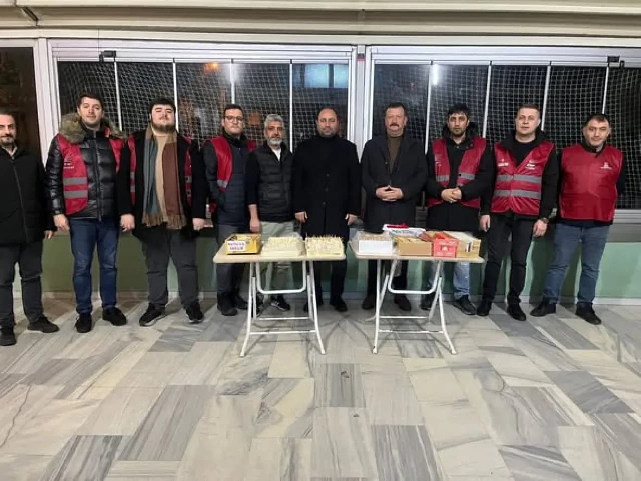 CHP'li Ahmet Selçuk Gök, Regaip Kandili'nde Vatandaşlarla Buluştu CHP'li Ahmet Selçuk Gök, Regaip Kandili'nde Vatandaşlarla Buluştu