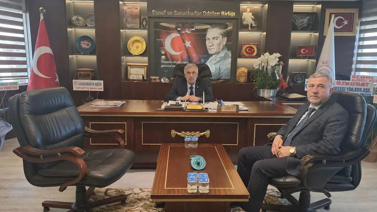 Çorum İŞKUR'da Bayrak Değişimi: Levent Tuzcu Ankara'ya Atandı Çorum İŞKUR'da Bayrak Değişimi: Levent Tuzcu Ankara'ya Atandı