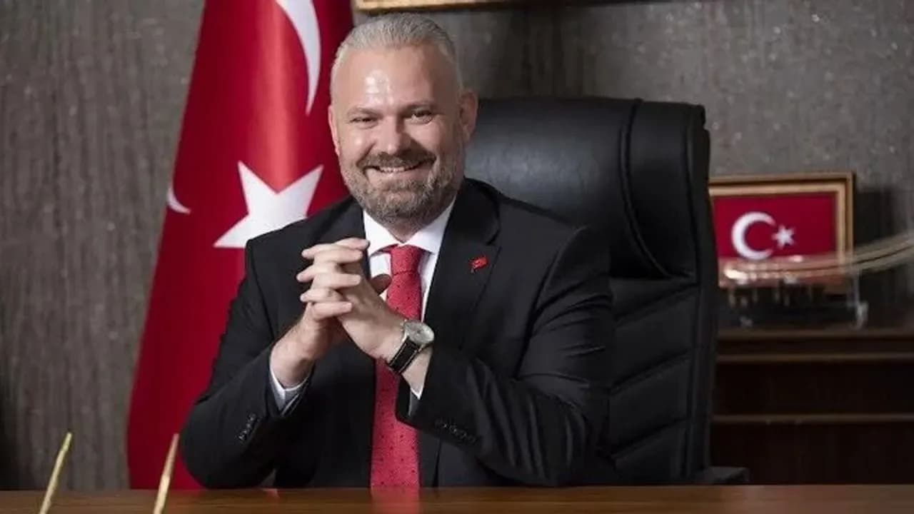 Menemen'de 25 Mahalle İçin Doğalgaz Müjdesi: Yatırım Programı Hızlanıyor Menemen'de 25 Mahalle İçin Doğalgaz Müjdesi: Yatırım Programı Hızlanıyor