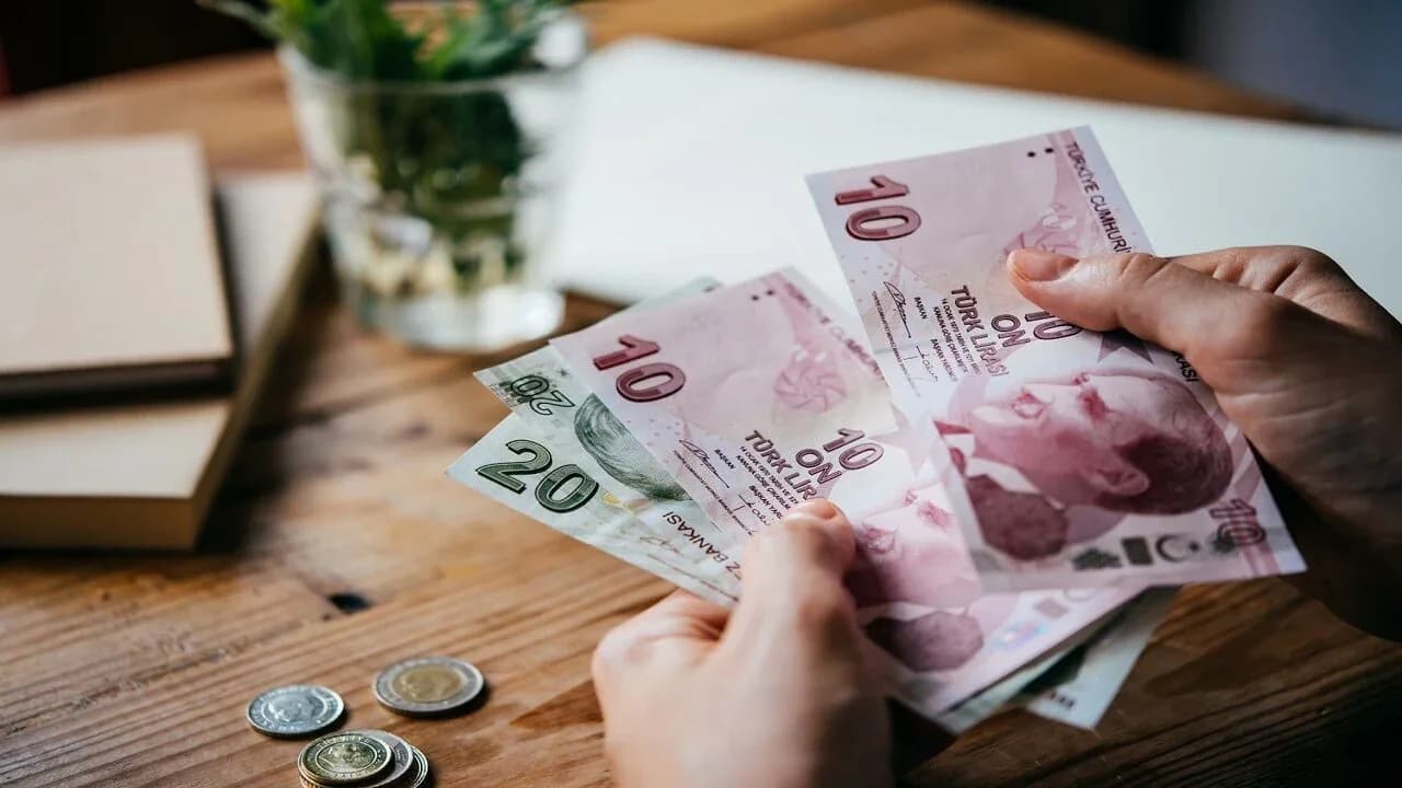 Emekli Maaşında 3 Temmuz Kritik Virajı: 4 Milyon Kişi İçin Yeni Dönem Emekli Maaşında 3 Temmuz Kritik Virajı: 4 Milyon Kişi İçin Yeni Dönem