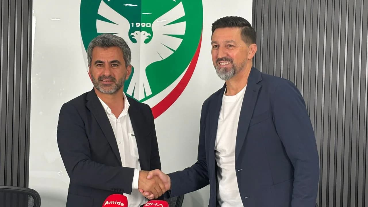 Amedspor Süper Lig Yolculuğunda Direksiyona Besnik Hasi'yi Getirdi Amedspor Süper Lig Yolculuğunda Direksiyona Besnik Hasi'yi Getirdi