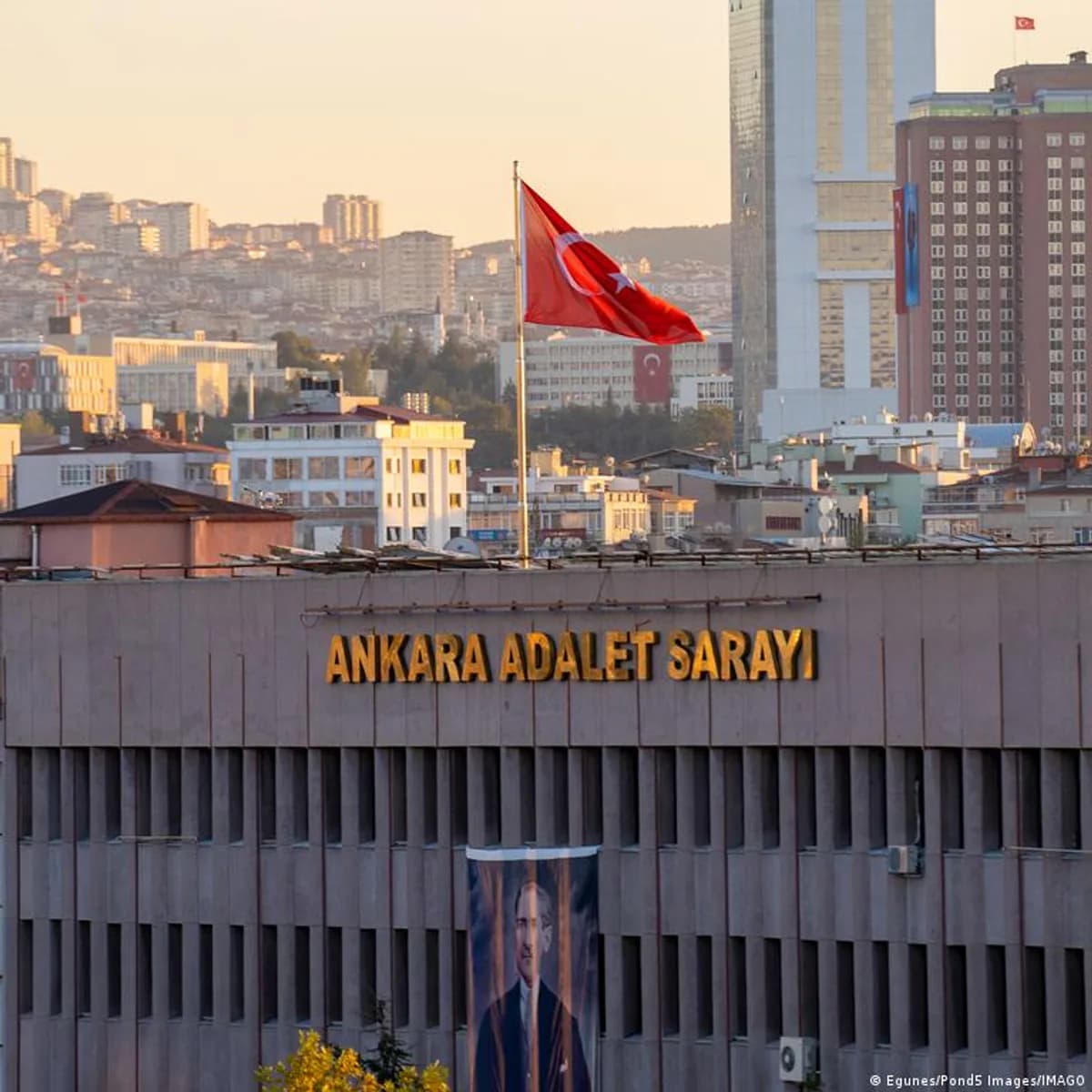 Ankara Başsavcılığı'nda Kritik Değişim: Özgür Özel Dosyaları Yeniden mi Açılıyor? Ankara Başsavcılığı'nda Kritik Değişim: Özgür Özel Dosyaları Yeniden mi Açılıyor?
