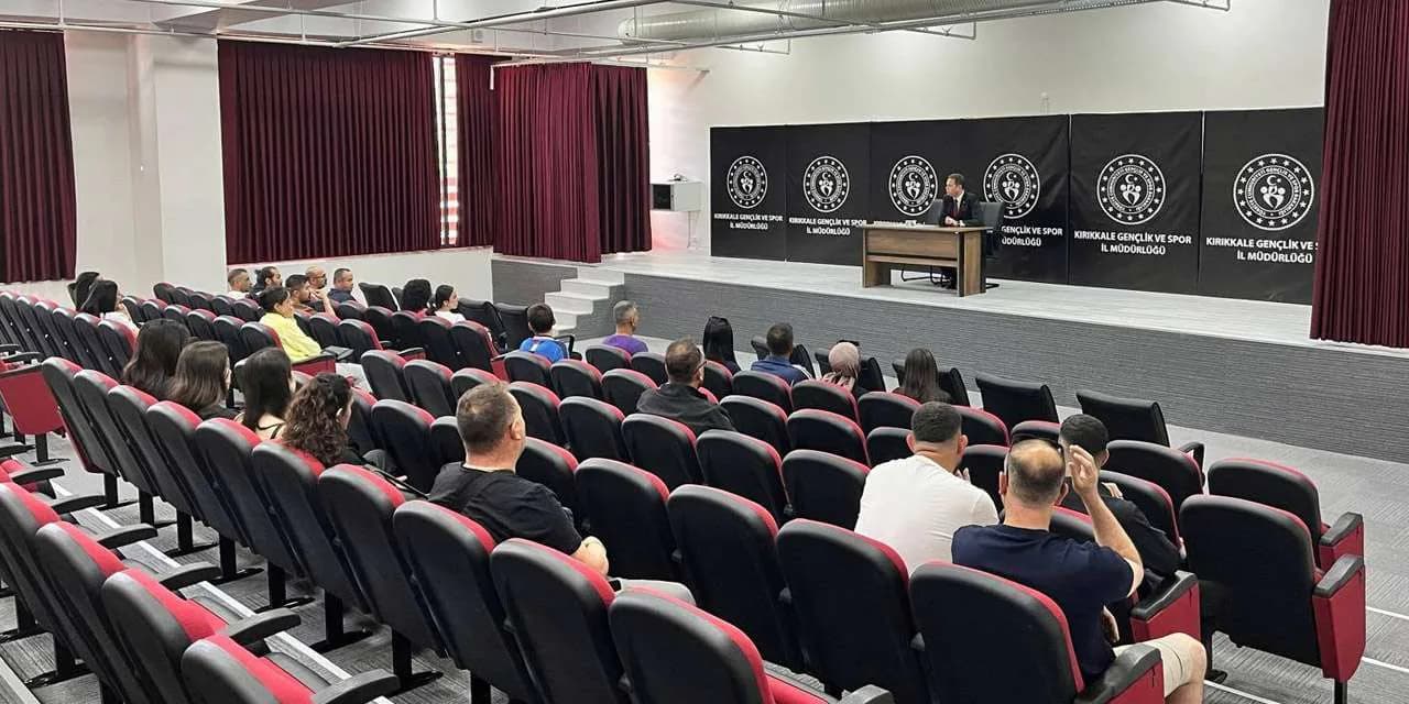 Kırıkkale'de Sporun Geleceği Şekilleniyor: Genç Yetenekler İçin Yeni Yol Haritası Kırıkkale'de Sporun Geleceği Şekilleniyor: Genç Yetenekler İçin Yeni Yol Haritası