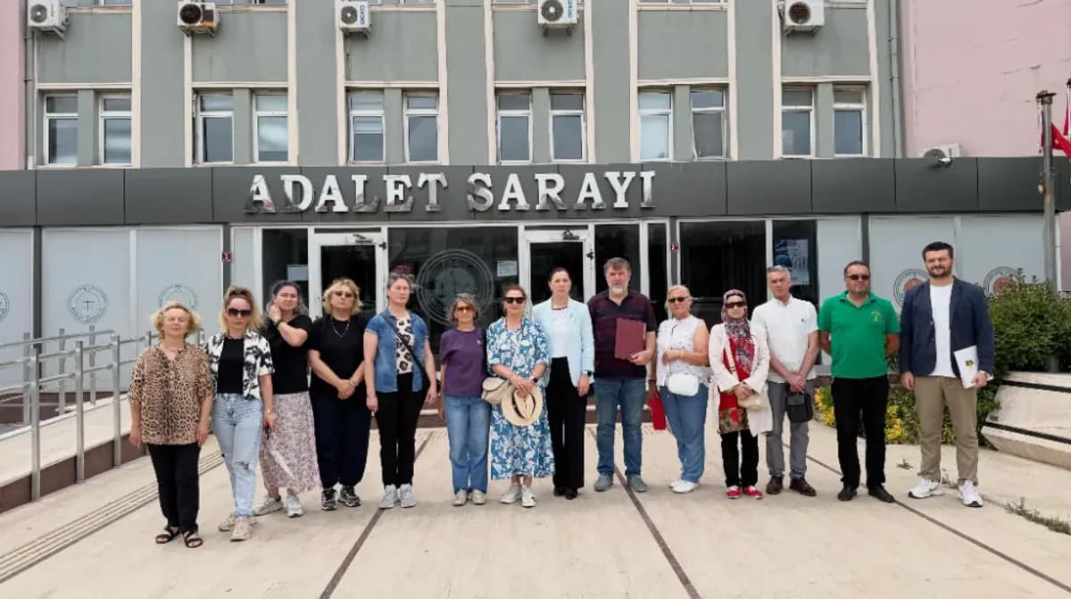 Çerkes Derneklerinden Sosyal Medyadaki Hakaretlere Karşı Ortak Tepki Çerkes Derneklerinden Sosyal Medyadaki Hakaretlere Karşı Ortak Tepki