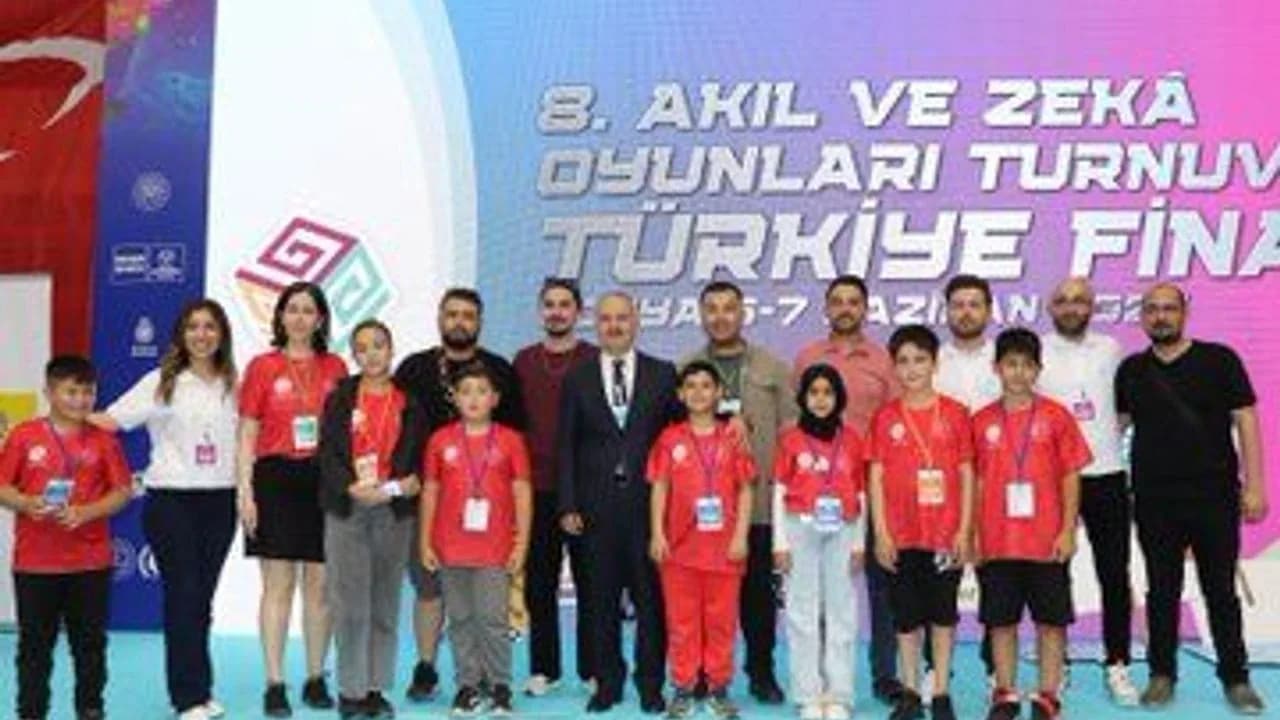 Konya'da Dev Buluşma: TAZOF Türkiye Finallerinde Kahramanmaraşlı Öğrenciler Fark Yarattı Konya'da Dev Buluşma: TAZOF Türkiye Finallerinde Kahramanmaraşlı Öğrenciler Fark Yarattı