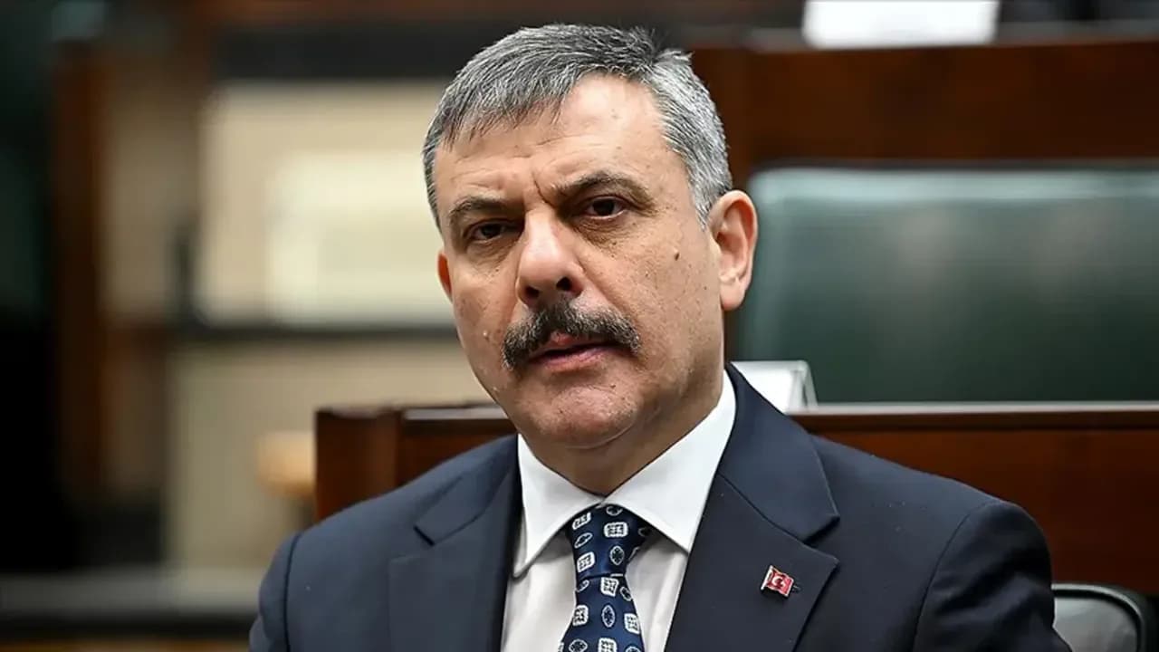 Bakan Çiftçi'den 'Sokak Eşkıyalarına' Geçit Yok: 100 Günde 50 Bin Operasyon Bakan Çiftçi'den 'Sokak Eşkıyalarına' Geçit Yok: 100 Günde 50 Bin Operasyon