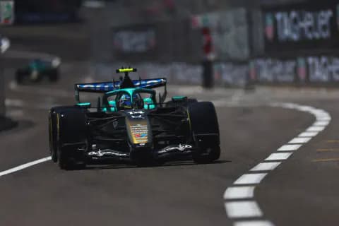 Aston Martin'de 2026 Krizi: Adrian Newey'nin Tasarımı Beklentileri Karşılayacak mı? Aston Martin'de 2026 Krizi: Adrian Newey'nin Tasarımı Beklentileri Karşılayacak mı?