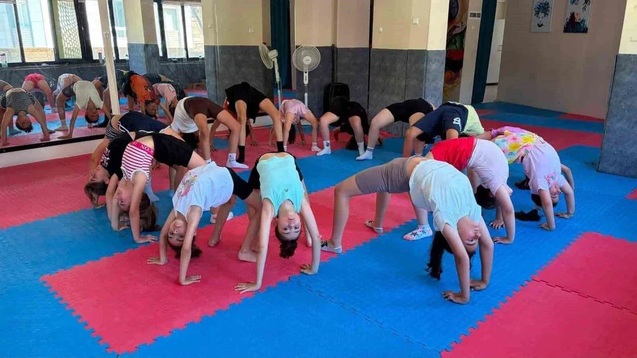 Germencik'te Çocuklar İçin Cimnastik Sezonu: Yaz Dönemi Planı Belli Oldu Germencik'te Çocuklar İçin Cimnastik Sezonu: Yaz Dönemi Planı Belli Oldu