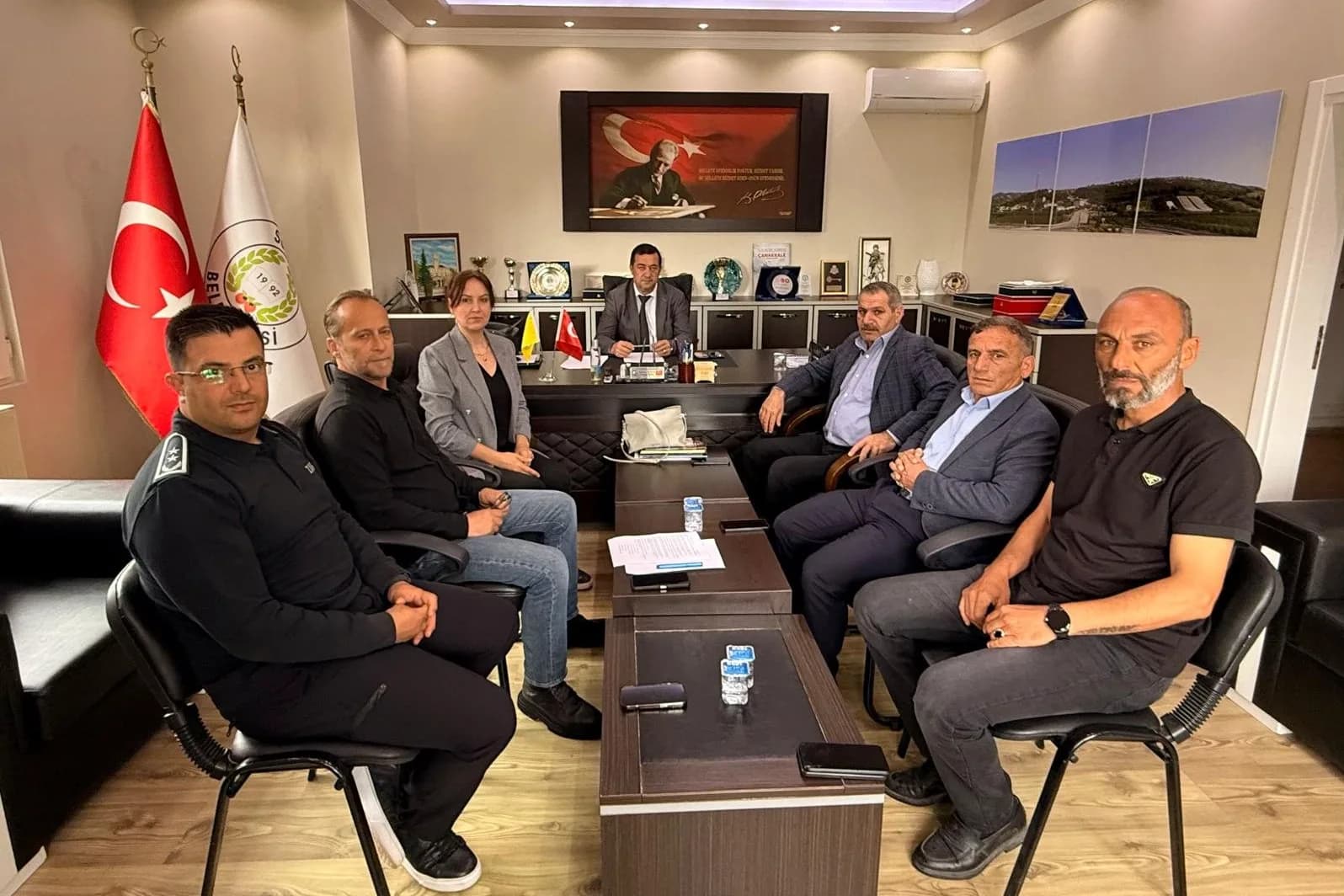 Subaşı'nda Çözüm Odaklı Yönetim: Başkan Canbay Muhtarlarla Masaya Oturdu Subaşı'nda Çözüm Odaklı Yönetim: Başkan Canbay Muhtarlarla Masaya Oturdu