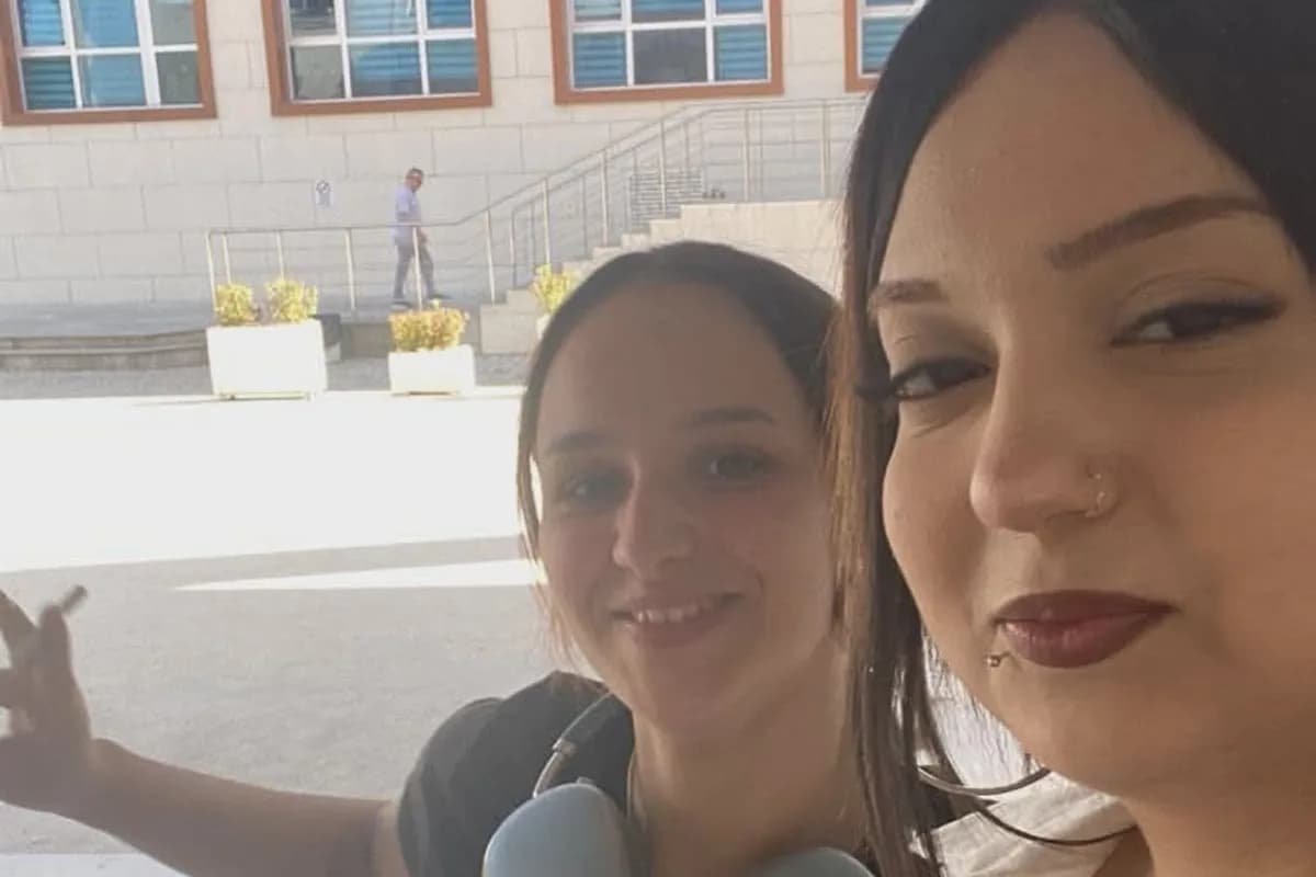 Yalova'da Gizemli Kayboluş: 16 ve 17 Yaşındaki İki Genç Kız Aranıyor Yalova'da Gizemli Kayboluş: 16 ve 17 Yaşındaki İki Genç Kız Aranıyor